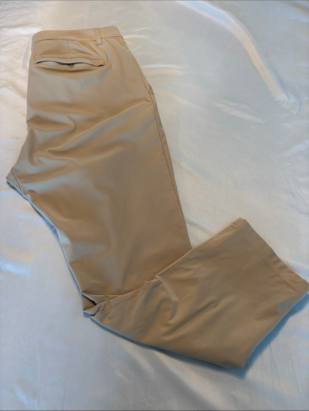 Men’s Lululemon Tailored Chino Pants